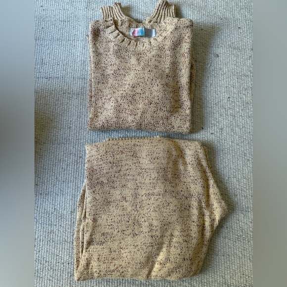 Free People Other - Free People Speckled Knit Set in Beige and Red